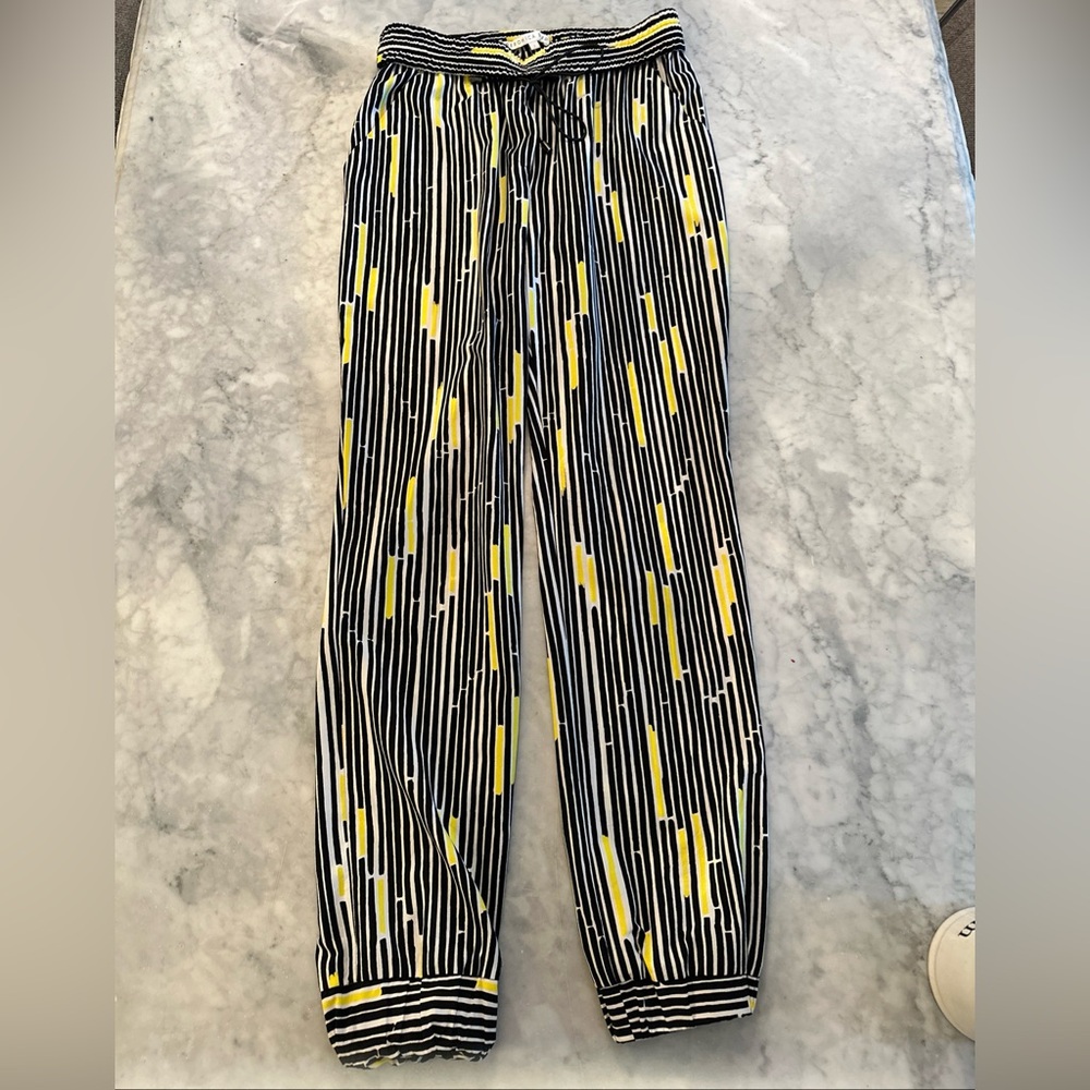 Veronica Beard Black and Yellow Silk Striped Jogger Drawstring Pocket Pants EUC